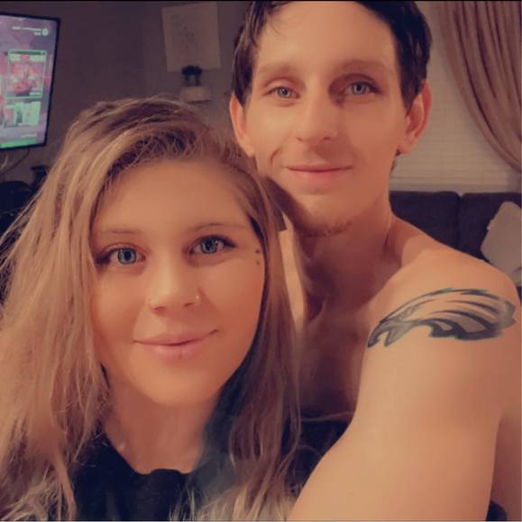 Meet your Posher, Alyssa - Picture 1 of 1